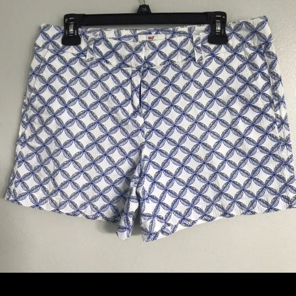 Vineyard Vines White & Blue Patterned Women’s Shorts